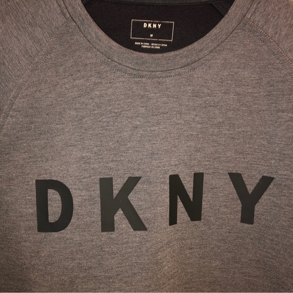 DKNY Grey Sweater W Blk Logo Men’s Size M Authentic W Zip Pocket - Picture 4 of 9